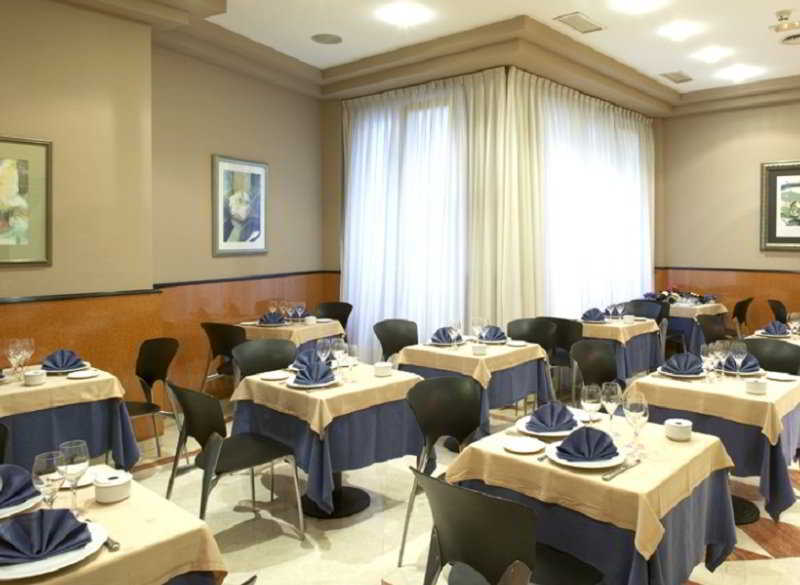 Hotel Sercotel Ciudad De Oviédo Restaurant foto